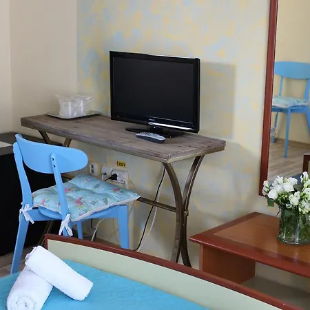 לינה וארוחת בוקר Meteor קלוז'-נאפוקה