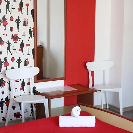 לינה וארוחת בוקר Meteor